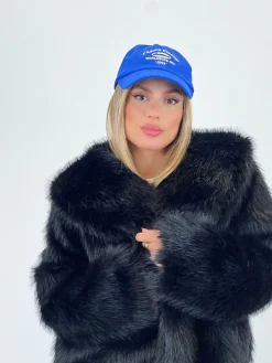 Abrigo corto efecto pelo