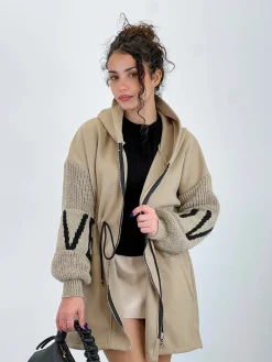 Abrigo Love mangas punto