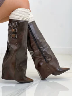 Bota polaina hebillas