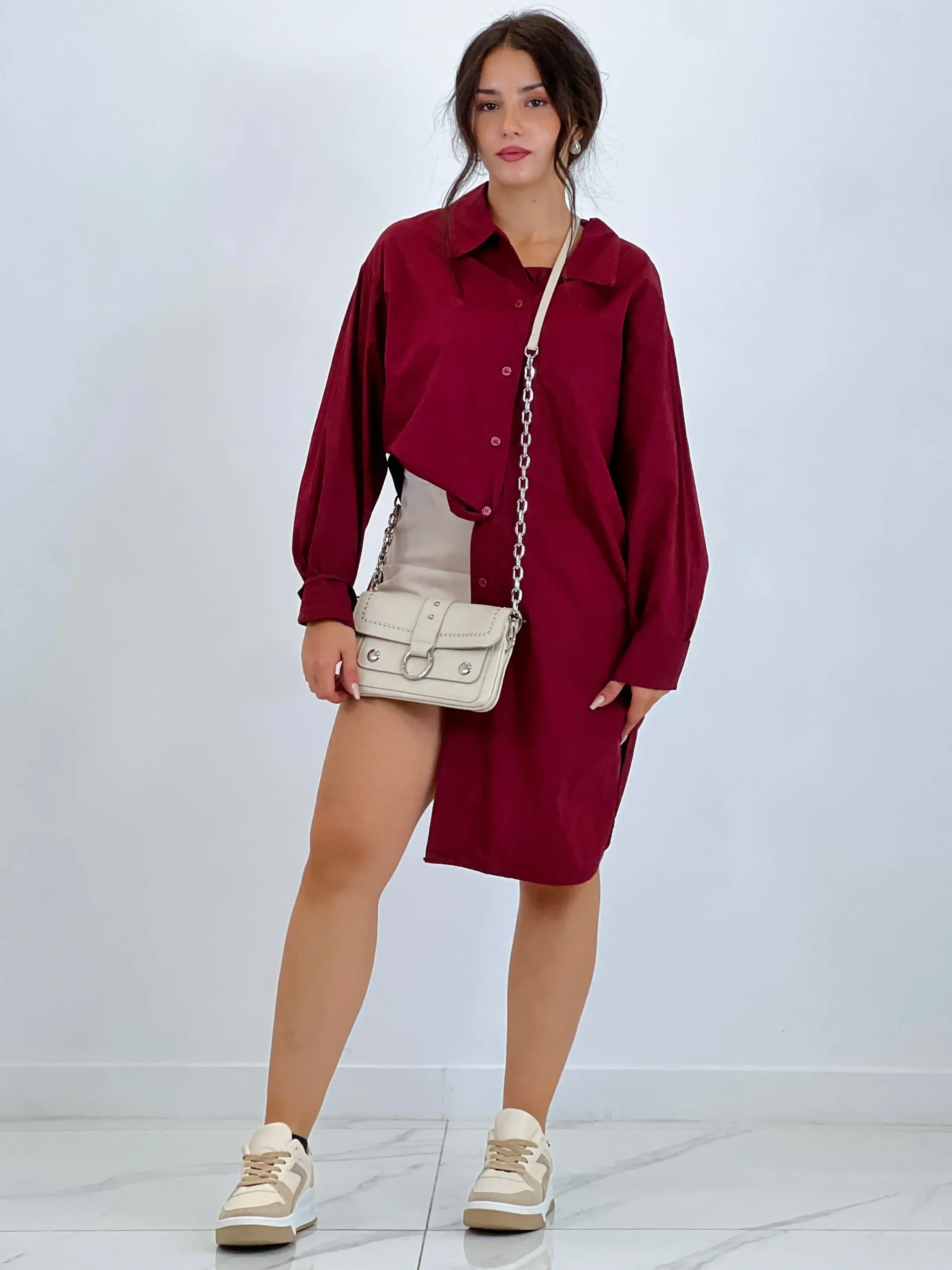 Camisa oversize larga con bolsillo