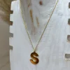Collar letra grande acero