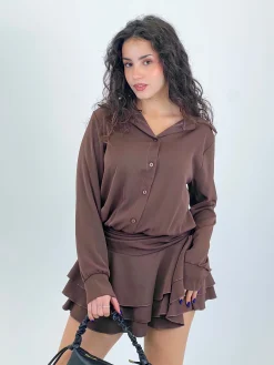 Jeans straight leg tiro alto