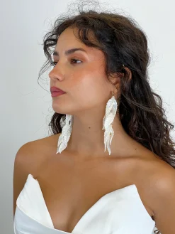 Pendientes hojas blanco