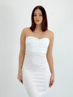 Vestido fruncido palabra de honor