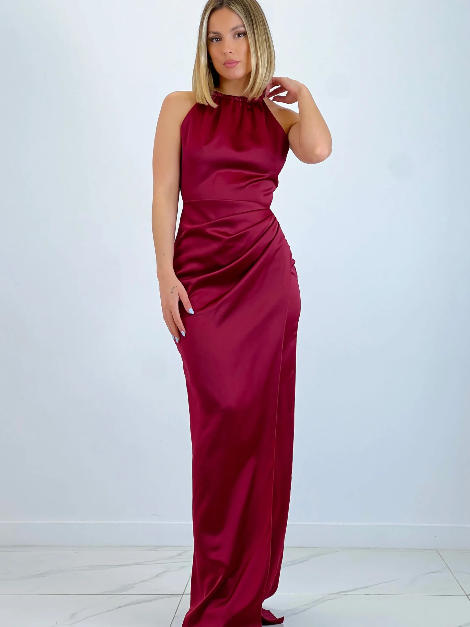 Vestido raso halter Gala